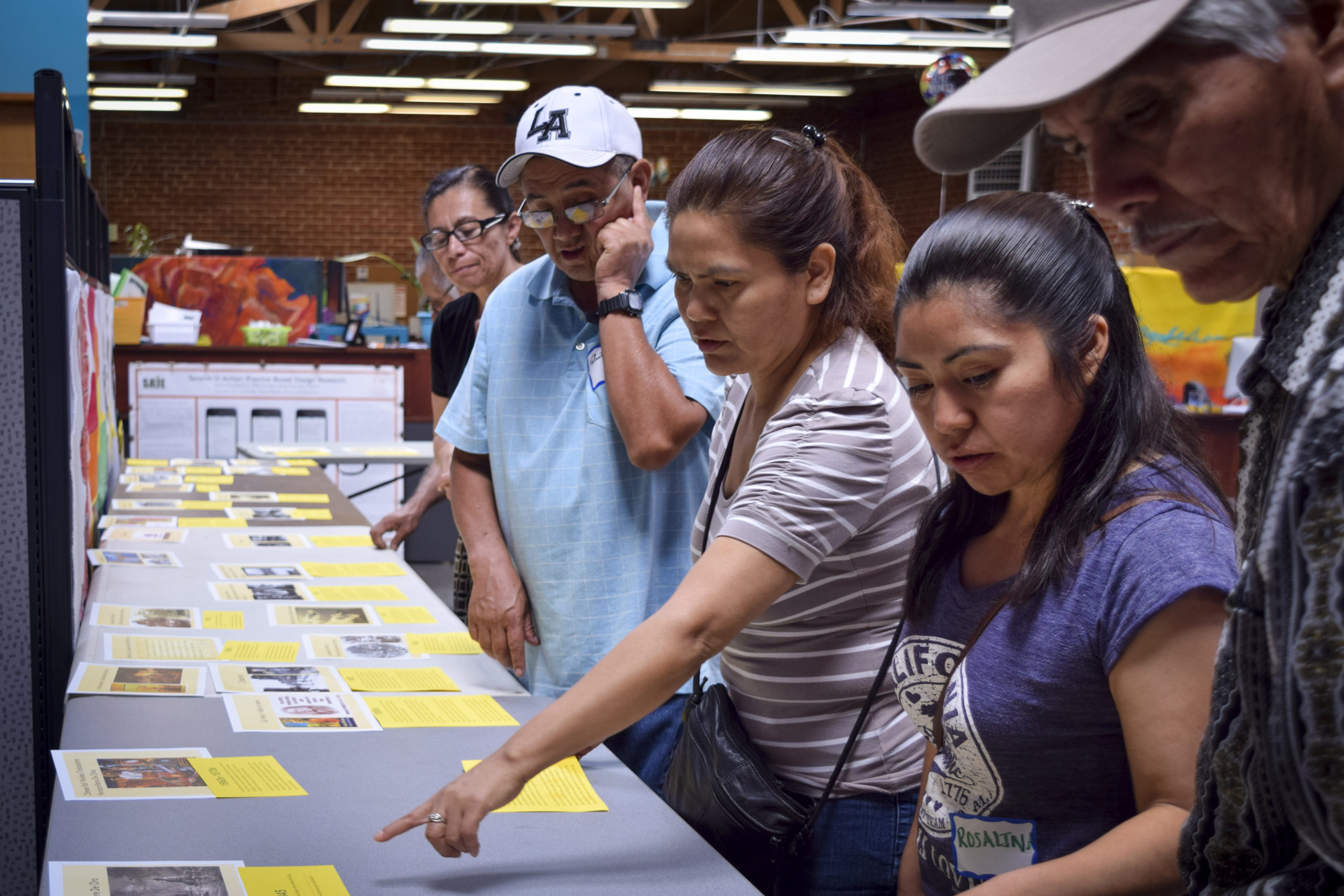 Planning to the People: Residents Have a Voice in Land Use / Planeación Para El Pueblo: La Comunidad Tengan Una Voz en El Uso de Terreno